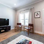 Newly Renovated 3 Bedroom Shelby Park Home **Free Parking**